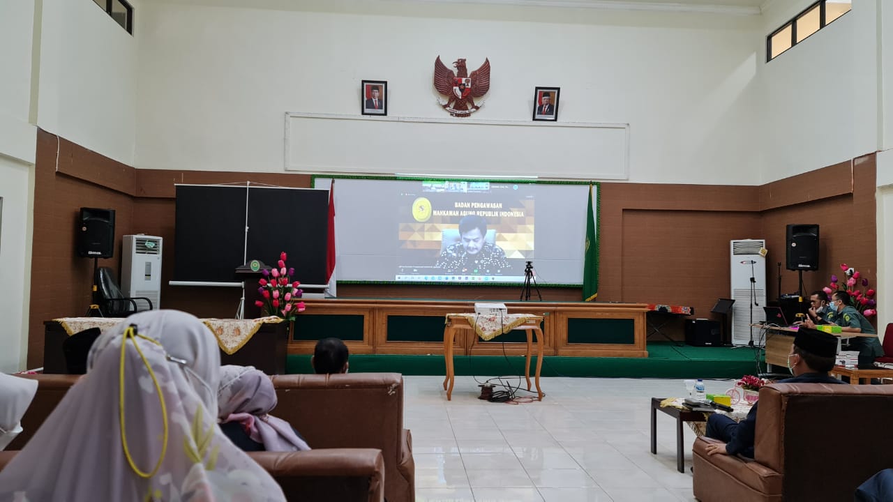 Video conference desk evaluation