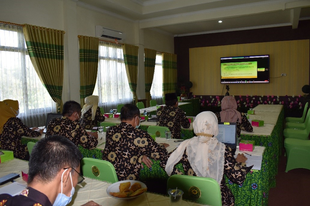 pembinaan 94211