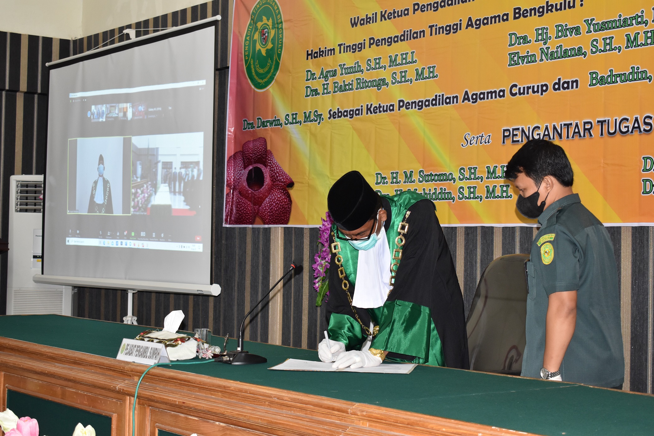 berita 13721 2