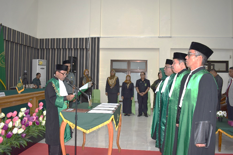 berita 81222.png