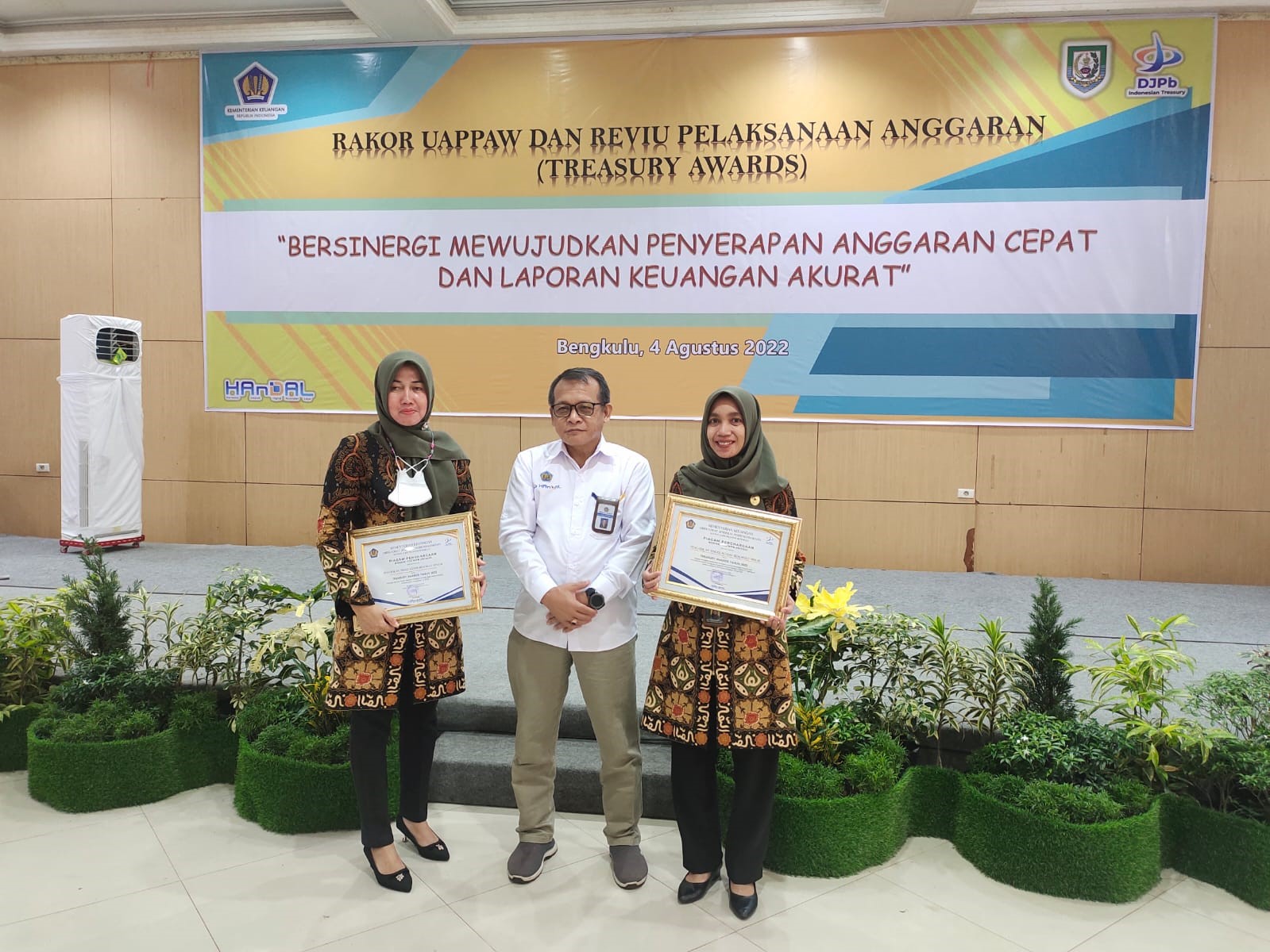 berita piagam1.jpg